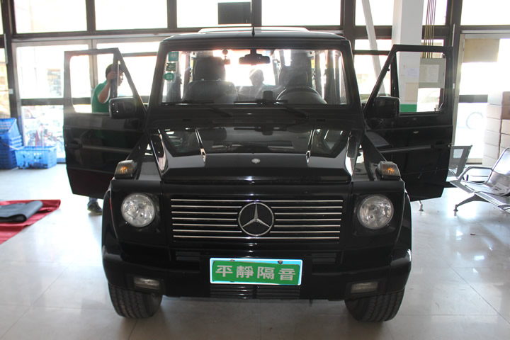 待施工的奔驰G500